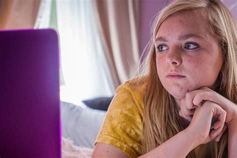 Eighth Grade Film Review Bo Burnhams Coming Of Age Story