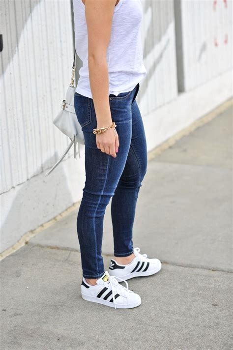 How To Style Adidas Superstars With Jeans Superstar Outfit Adidas