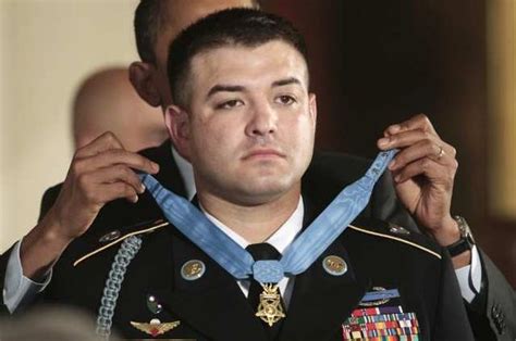 Ranger Leroy Petry Awarded The Medal Of Honor July 12 2011