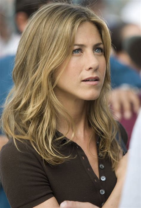 After richard beats up gary, and gary is lying on the floor, there is blood to the side of his nose, not coming out of it. Jennifer Aniston - The Break-Up movie photo gallery 2 ...