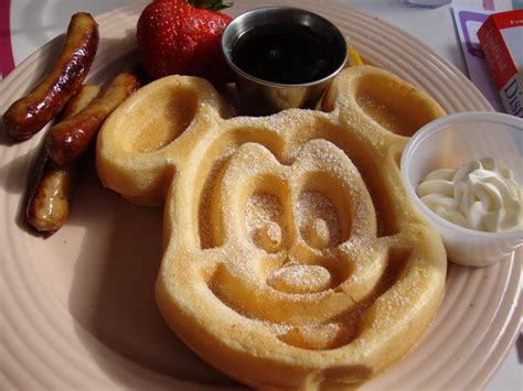 Two Girls And An Appetite Favorite Meals In Disneyland