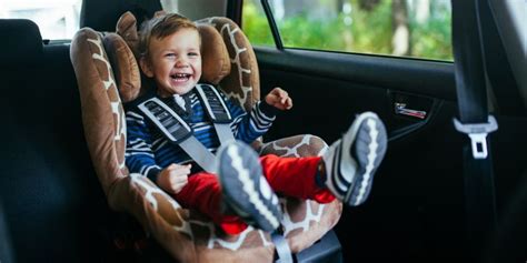 Dezember 1991 über die gurtanlegepflicht und. Kindersitz im Auto - Eltern in der Pflicht!