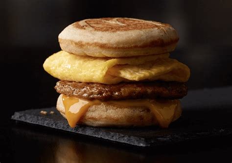 4 Very Good Reasons To Never Eat Mcdonalds Breakfast Sandwiches Again