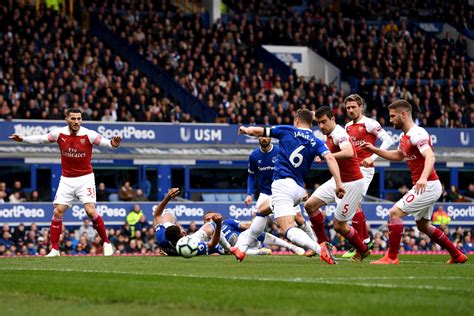 Can mikel arteta's gunners overtake the toffees in the premier league table amid fan protests towards stan kroenke outside the emirates stadium? Everton vs Arsenal, LIVE stream online: Premier League ...