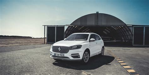 Have I come in at a bad time? The Borgward BX7 TS – Driven To Write