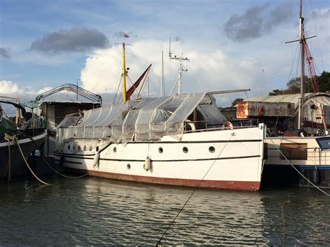 1927 Taylor And Bates 45ft Classic My For Restoration Motor Yacht For