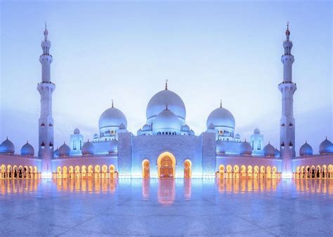 Best Tourist Attractions In Abu Dhabi You Must Visit Stackumbrella