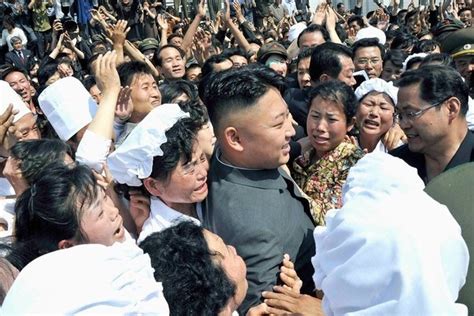 Why Is Everybody Seen Crying In Most Of The Photos Of North Korean Leader Kim Jong Un Quora