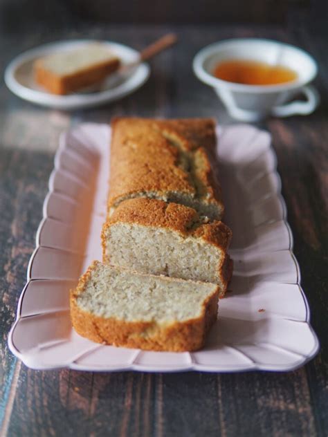 Instead of the more common 'creaming' method where the butter and sugar banana cake: Delicious & Moist Banana Cake Recipe - The Bakeanista