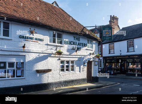 The Bricklayers Arms A Historic Greene King Pub In Midhurst Town