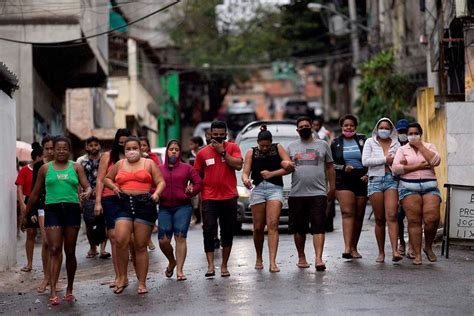 Deadly Rio Police Raid Brings Crowds Into Streets Of Quarantined Favela