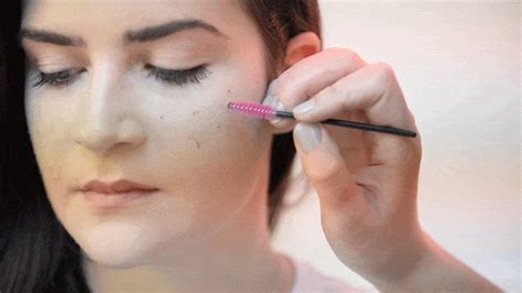 How To Faux Your Freckles Elle Canada