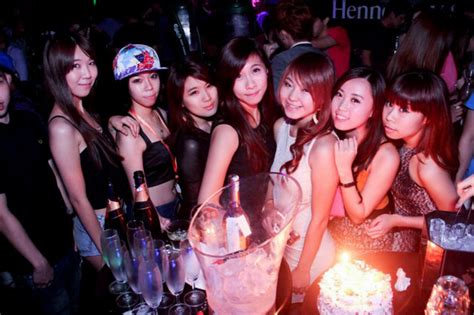 nightlife in kuala lumpur nightlife in kuala lumpur mala… flickr