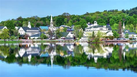 Watch 11 Of The Best Lake Towns In America Architectural Digest Video