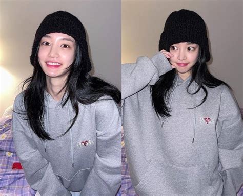16 (to be confirmed) release : 패션엔 :: '견미리 딸' 이유비, 촬영 부상! 깜찍한 스웻셔츠룩 ...