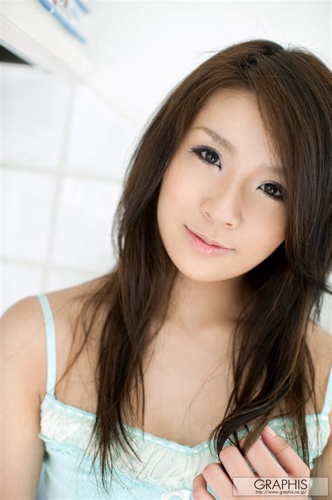 Celebrity Buzz Rinka Aiuchi Another Cutie From Japan
