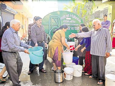 Gurgaon Rwas Want Water Crisis Resolved Hindustan Times