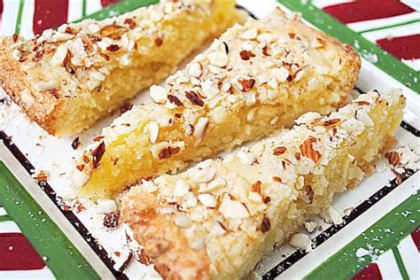 During baking, the cake should always remain moist in the center, while the outer layer is transformed into a thin, crunchy coating. Swedish Almond Cake