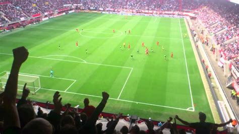 Official ajax fansite met het laatste ajax nieuws. FC Twente - Ajax 1-2 (0-1 Penalty Theo Janssen vanuit het ...