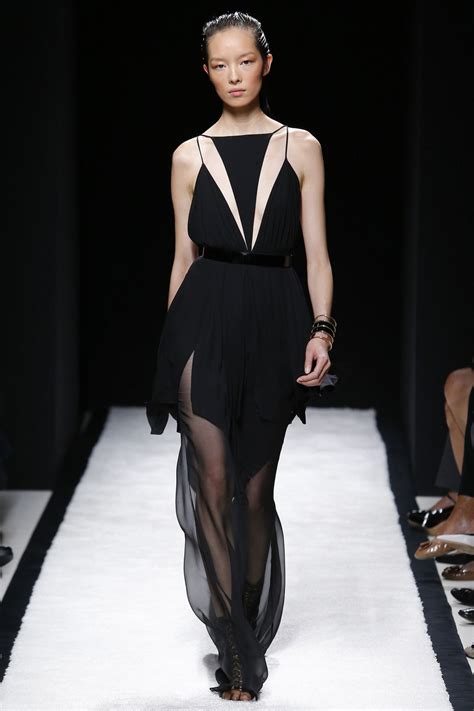 Spring 2015 Fashion Trend Sheer Ruled The Runways At Paris Fashion