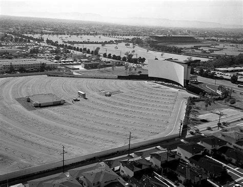 Unfollow starlite drive in to stop getting updates on your ebay feed. Cinerama Drive-in | Drive in movie theater