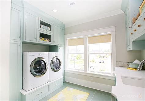 Sturdy stainless steel frame covered by polypropylene plastic can support up to 1,100 pounds, making it ideal for use at home, in the garage, or in the office. The Ideal Laundry Room: Pedestal Washer & Dryer | Live ...