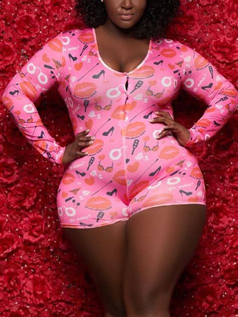 Pink Lips Print Buttons V Neck Long Sleeve Plus Size