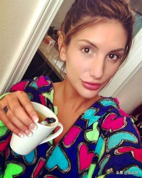 Porn Star August Ames Starring In More Than 290 Works Has A Very Strong Personality And
