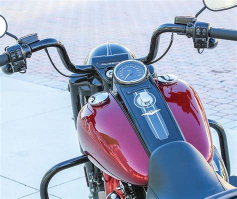 As mentioned, without its windshield the. 2017 Harley-Davidson Road King Special | First Ride Review