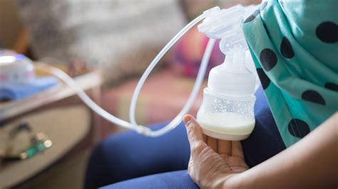 The Definitive Guide To Survive Breast Pumping At Work