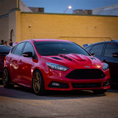 Red Ford Focus St At Coffee Haus Benlevy Com