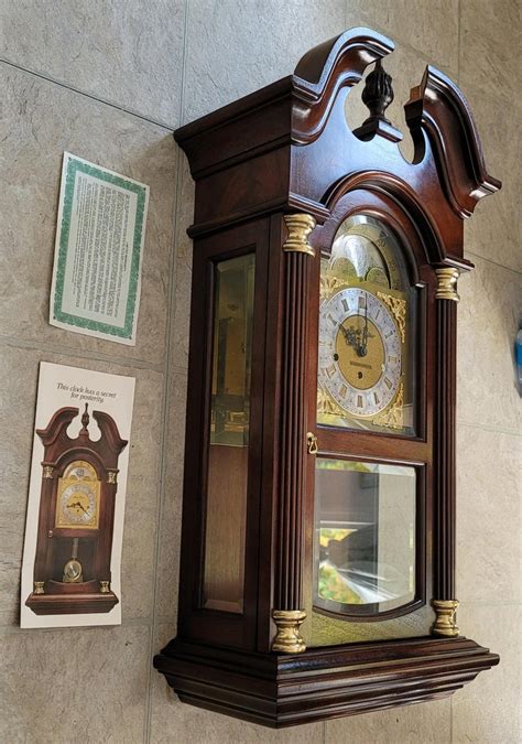 1982 Howard Miller Limited Edition Mahogany Hourglass Ii Mantle Clock
