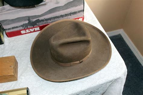 Brown Hamleys Pendleton Cowboy Hat Size 7 18 130