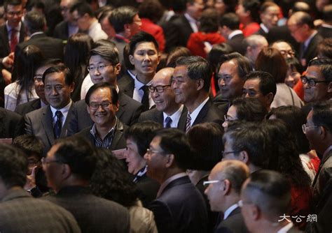 Search for text in url. 劉江華讚揚香港體育運動員成績超卓、潛力無限