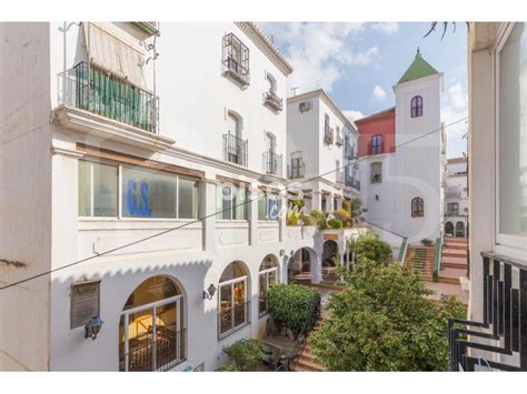 Anuncios de particular a particular y de agencias inmobiliarias. Piso en venta en Vélez-Málaga en Núcleo Urbano por 94.500