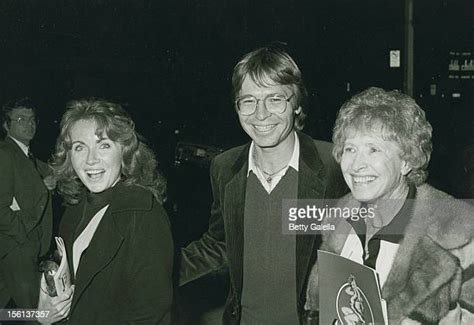 John Denver With Annie Photos And Premium High Res Pictures Getty Images