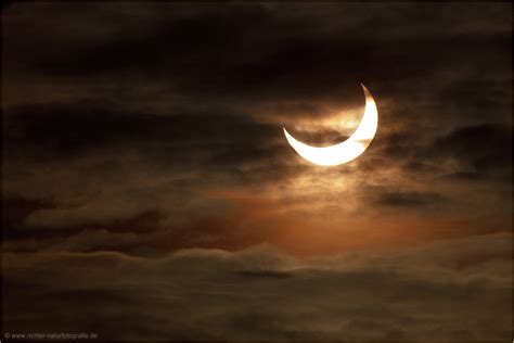 Vor allem im norden des landes ist sie gut zu sehen. Partielle Sonnenfinsternis am 04.01.2011 (Forum für ...