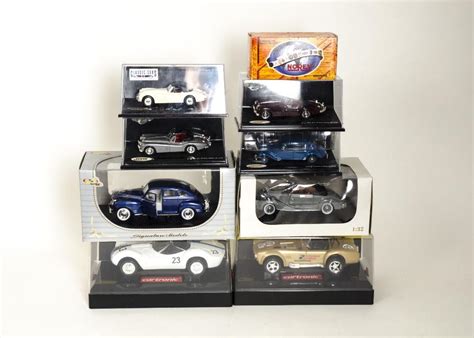 Modern Diecast Cars A Boxedcased Collection Of Mostly 143 Scale