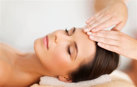 facial massage for effective contouring american spa