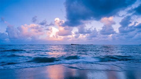 Download Wallpaper 1366x768 Sea Surf Horizon Sunset Clouds Philippines Tablet Laptop Hd