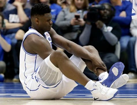 nike the target of a twitter storm after zion williamson s shoe splits during game hartford