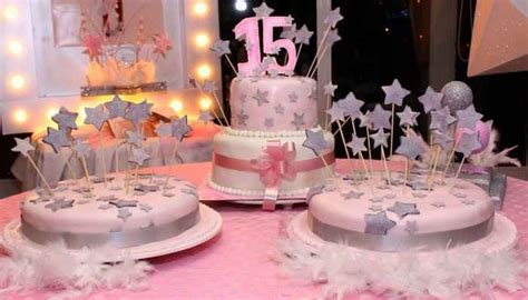 Las tortas para cumpleaños infantiles y temáticas son nuestra especialidad, nuestro compromiso es que conserven la frescura y el sabor que nos caracteriza. decoracion de tortas para 15 años | Tortas de 15, Tortas ...