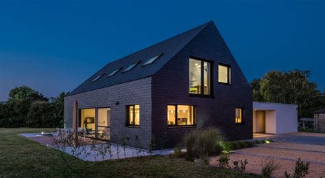 6 Modern Houses With Natural Slate Roofing And Rainscreen Cladding