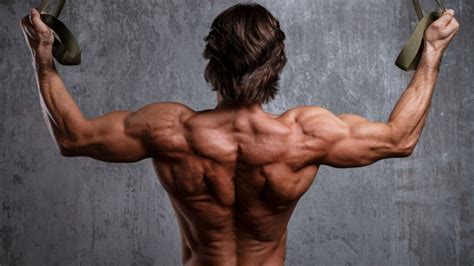 The Best Bodyweight Lat Exercises For A Strong Back