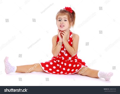 Young Girl Spread Legs Telegraph