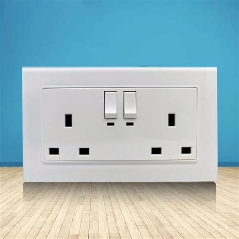 146 Type Double Uk Socket 13a 3 Pin Ac With Indicator In White Buy