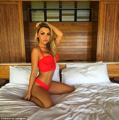 The Bachelor S Kiki Morris Poses Topless In A G String Daily Mail Online