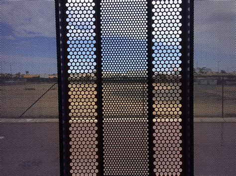 Stainless Steel Aluminium Screen Panels Perforated Metal Sheets