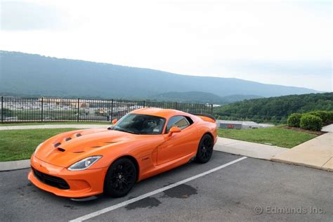 Two Vipers Meet In Nashville 2015 Dodge Viper Gt Long Term Road Test