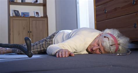 What Is The Cause Of Frequent Falls In The Elderly Hellocare
